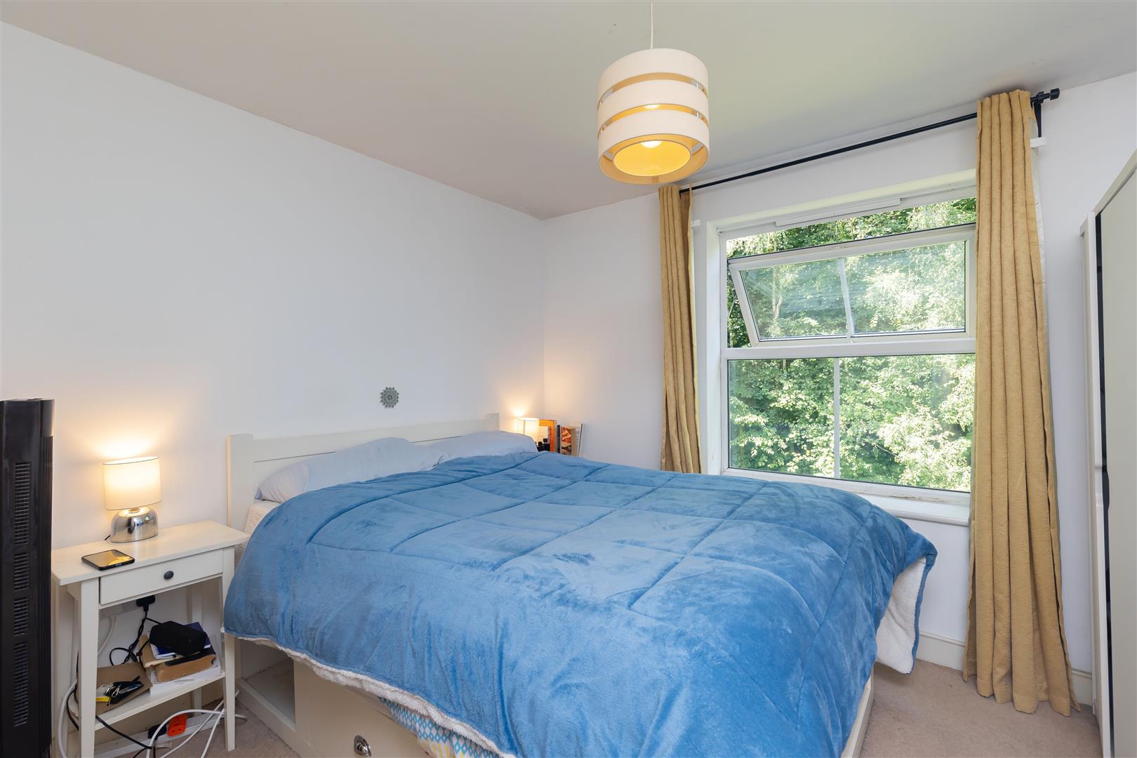2 bed property in Stoneyholme Avenue, Manchester